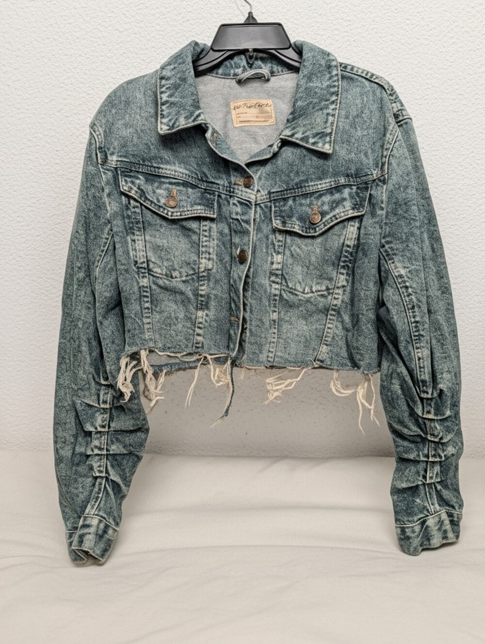 We The Free Light Blue Cropped Distressed Denim Jacket XL Cotton